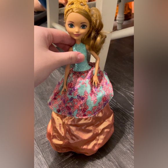 Doll! - Picture 5 of 5